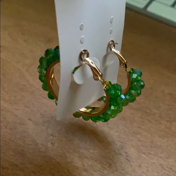 earrings - Picture 3 of 4